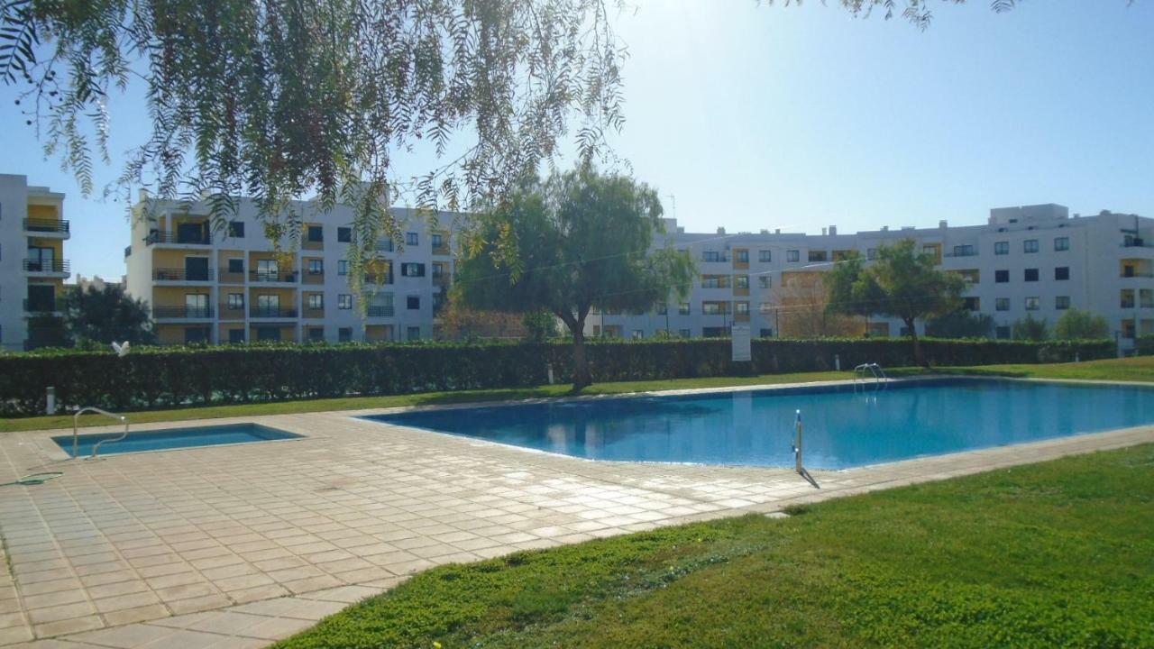 Apartamento Urb. Vila Nova, Lote 5 Armacao de Pera Bagian luar foto